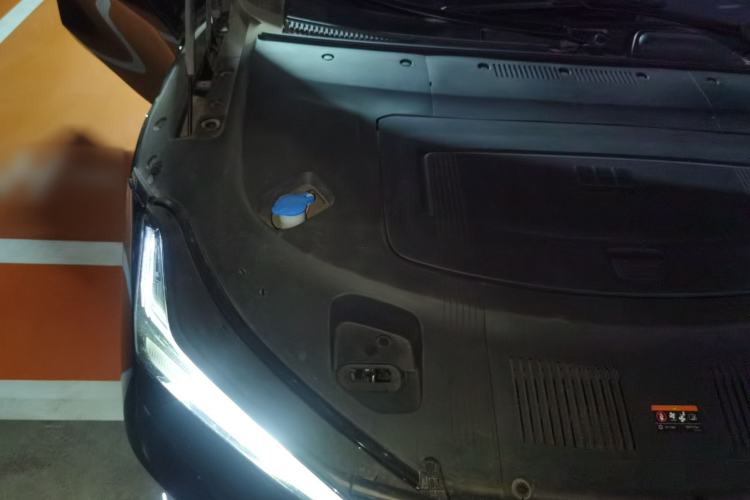 Used Geely Galaxy E8 2024 550 km Range Rear-Drive MAX Engine Bay Right