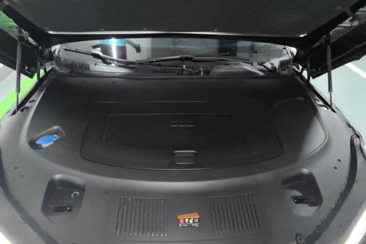 Used Geely Galaxy E8 2024 550 km Range Rear-Drive MAX Engine Bay