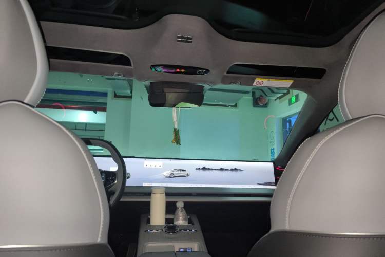 Used Geely Galaxy E8 2024 550 km Range Rear-Drive MAX Headliner