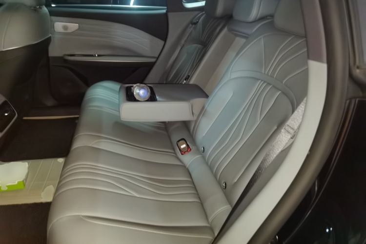Used Geely Galaxy E8 2024 550 km Range Rear-Drive MAX Left Rear Seat