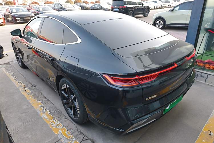 Used Geely Galaxy E8 2024 550 km Range Rear-Wheel-Drive PRO Rear Left 45 Deg