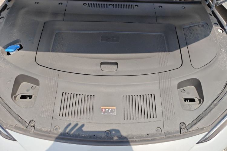 Used Geely Galaxy E8 2024 550 km Range Rear-Wheel-Drive PRO Engine Bay