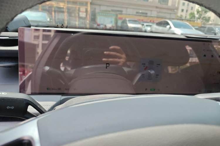 Used Geely Galaxy E8 2024 550 km Range Rear-Wheel-Drive PRO Instrument Cluster
