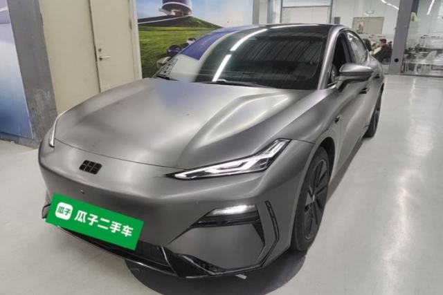 Used Geely Galaxy E8 2024 665 km Range Rear-Drive Starship Long-Range Version