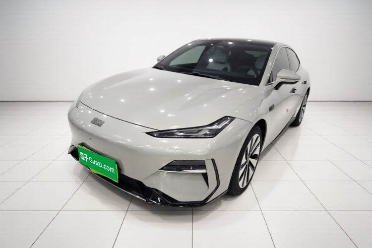 Geely Galaxy E8 2024 665 km Range Rear-Drive Starship Long-Range Version