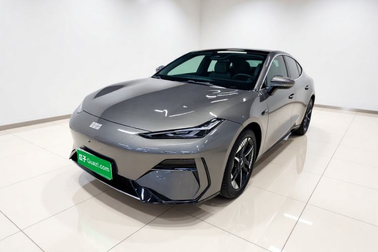 Geely Galaxy E8 2024 550 km Range Rear-Wheel-Drive PRO