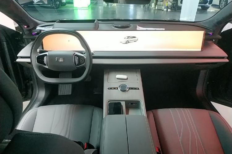 Used Geely Galaxy E8 2024 665 km Range Rear-Drive Starship Long-Range Version Center Console