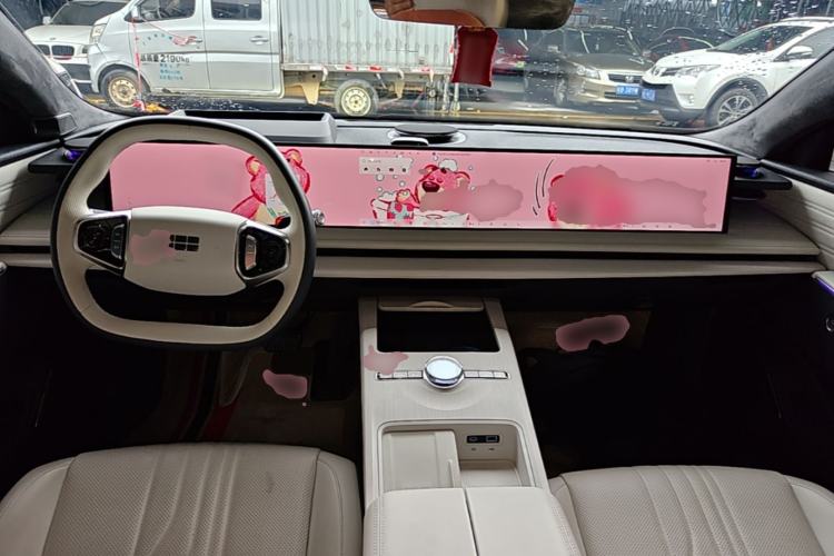 Used Geely Galaxy E8 2024 665 km Range Rear-Drive Starship Long-Range Version Center Console