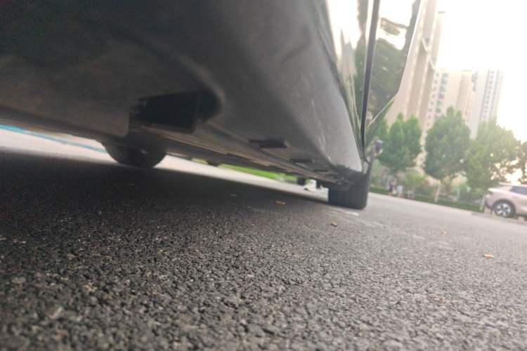 Used Geely Galaxy E8 2024 550 km Range Rear-Wheel-Drive PRO Chassis Front Left