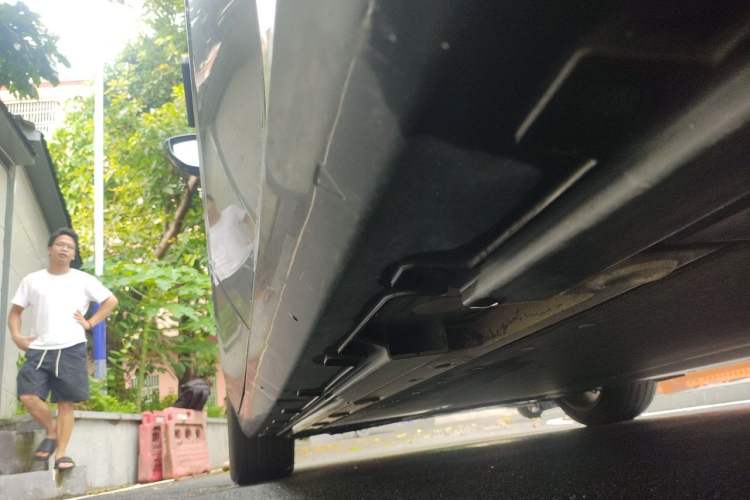 Used Geely Galaxy E8 2024 550 km Range Rear-Drive MAX Chassis Rear Left