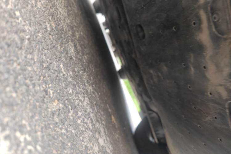 Used Geely Galaxy E8 2024 550 km Range Rear-Wheel-Drive PRO Chassis Rear