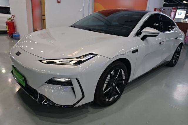 Used Geely Galaxy E8 2024 550 km Range Rear-Drive Dragon Edition