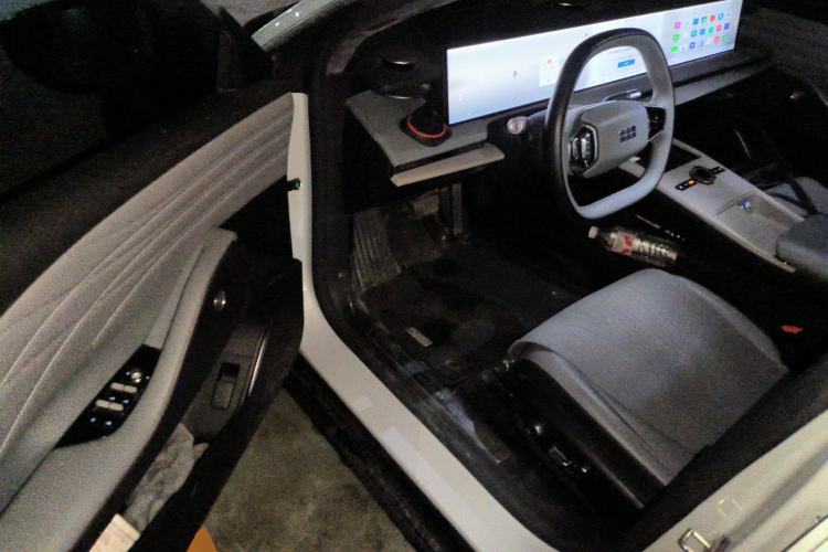 Used Geely Galaxy E8 2024 550 km Range Rear-Drive MAX Driver Seat