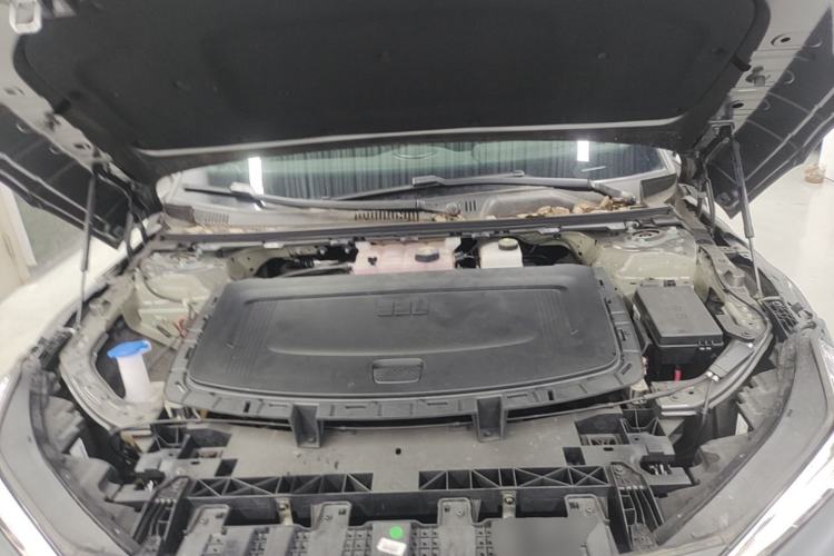 Used Geely Galaxy E8 2024 665 km Range Rear-Drive Starship Long-Range Version Engine Bay