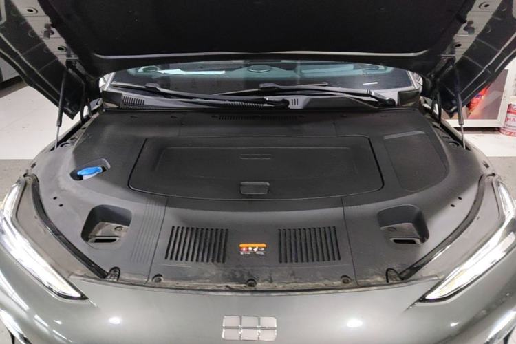 Used Geely Galaxy E8 2024 550 km Range Rear-Drive MAX Engine Bay