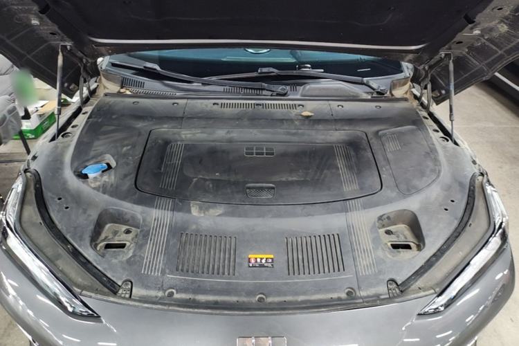 Used Geely Galaxy E8 2024 550 km Range Rear-Drive MAX Engine Bay
