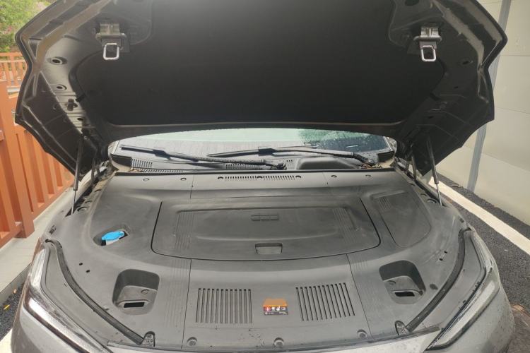 Used Geely Galaxy E8 2024 550 km Range Rear-Drive MAX Engine Bay