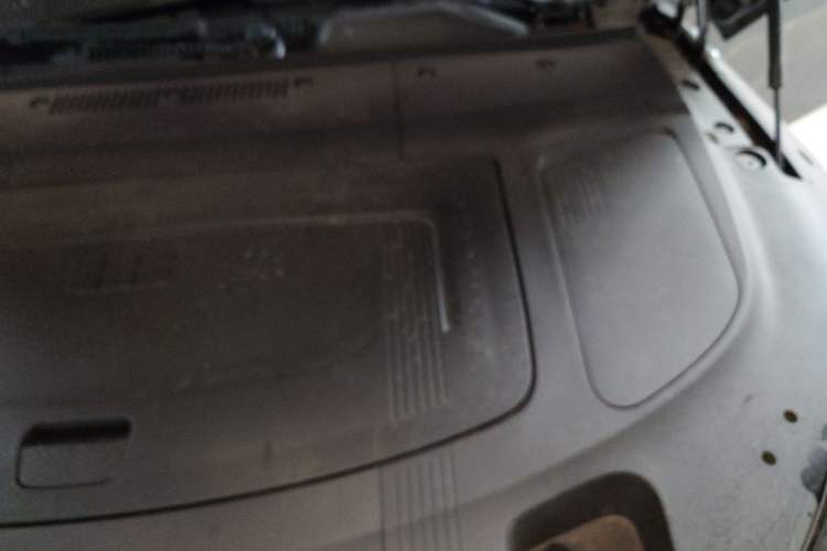 Used Geely Galaxy E8 2024 550 km Range Rear-Drive MAX Engine Bay Left