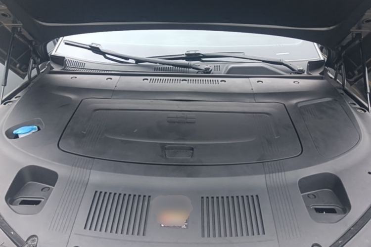 Used Geely Galaxy E8 2024 620 km All-Wheel-Drive Starship Performance Edition Engine Bay