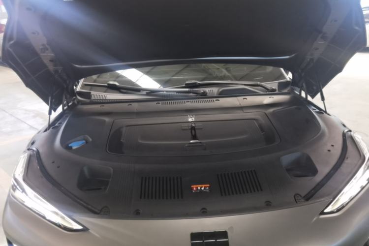 Used Geely Galaxy E8 2024 620 km All-Wheel-Drive Starship Performance Edition Engine Bay
