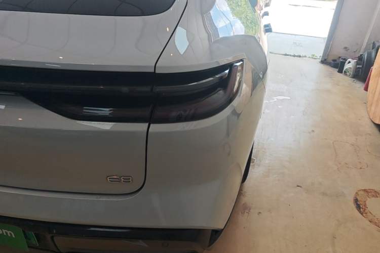 Used Geely Galaxy E8 2024 550 km Range Rear-Drive MAX Exterior 1