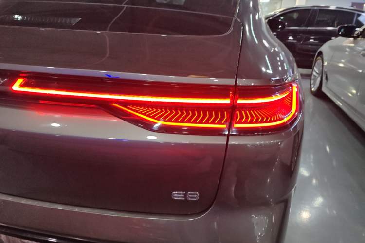 Used Geely Galaxy E8 2024 550 km Range Rear-Drive MAX Exterior 3