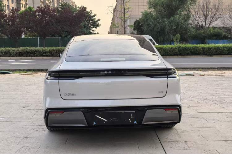 Used Geely Galaxy E8 2024 665 km Range Rear-Drive Starship Long-Range Version Exterior 7