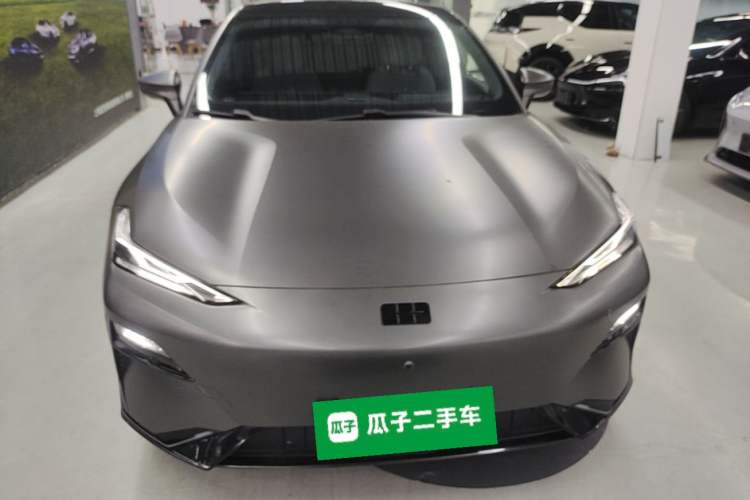 Used Geely Galaxy E8 2024 665 km Range Rear-Drive Starship Long-Range Version Front