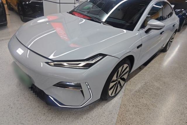 Used Geely Galaxy E8 2024 665 km Range Rear-Drive Starship Long-Range Version