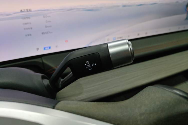 Used Geely Galaxy E8 2024 620 km All-Wheel-Drive Starship Performance Edition Gear Lever