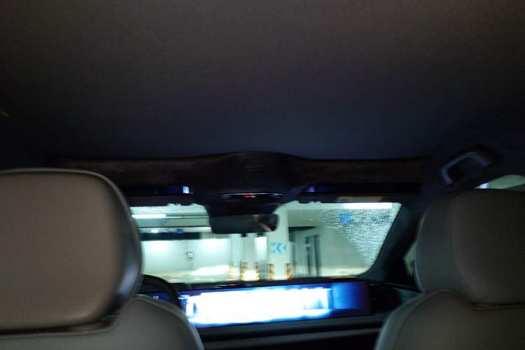 Used Geely Galaxy E8 2024 550 km Range Rear-Drive MAX Headliner