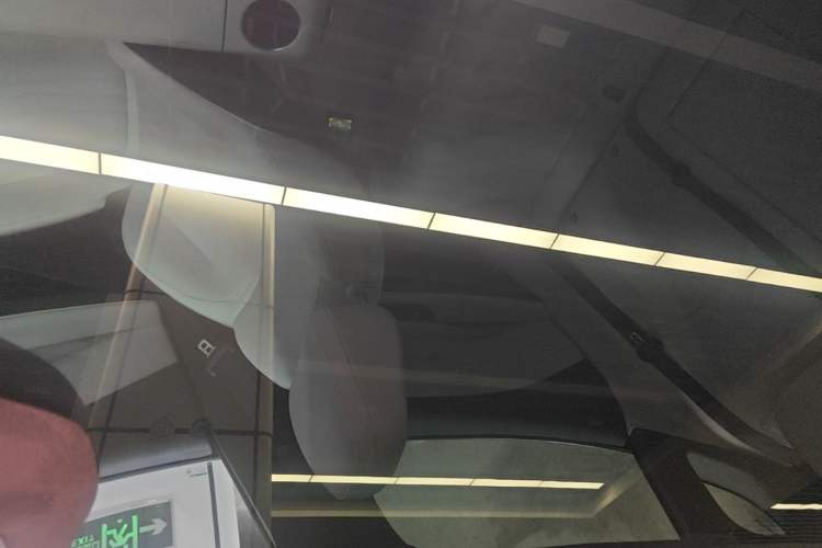 Used Geely Galaxy E8 2024 665 km Range Rear-Drive Starship Long-Range Version Headliner