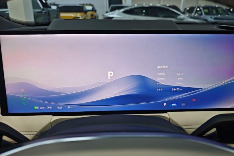 Used Geely Galaxy E8 2024 665 km Range Rear-Drive Starship Long-Range Version Instrument Cluster
