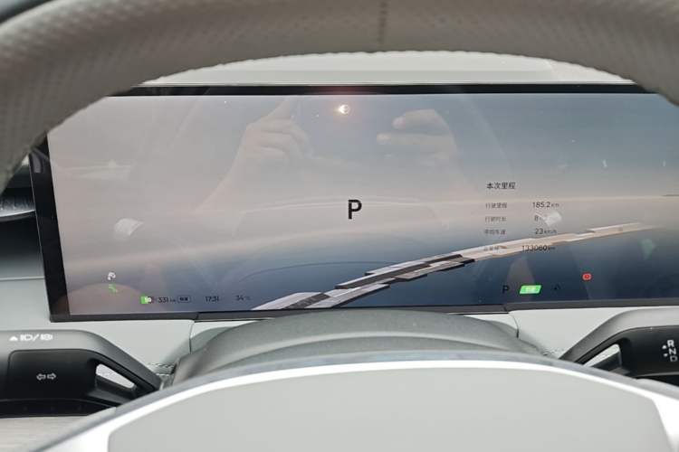 Used Geely Galaxy E8 2024 665 km Range Rear-Drive Starship Long-Range Version Instrument Cluster