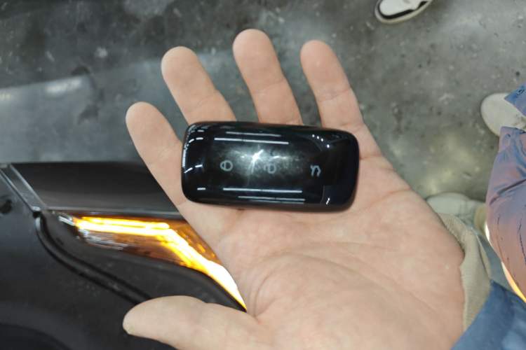 Used Geely Galaxy E8 2024 665 km Range Rear-Drive Starship Long-Range Version Interior 1