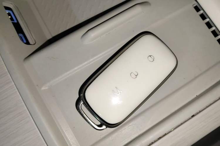 Used Geely Galaxy E8 2024 550 km Range Rear-Drive MAX Interior 1