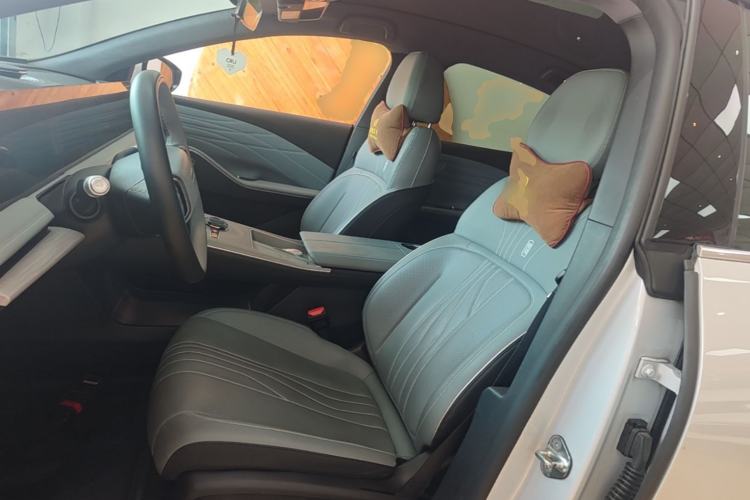 Used Geely Galaxy E8 2024 550 km Range Rear-Drive MAX Left Front Seat