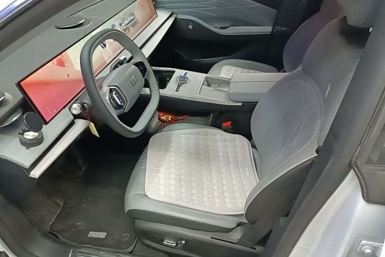 Used Geely Galaxy E8 2024 550 km Range Rear-Drive Dragon Edition Left Front Seat