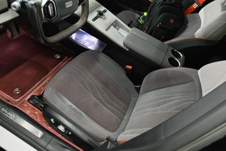 Used Geely Galaxy E8 2024 620 km All-Wheel-Drive Starship Performance Edition Left Front Seat