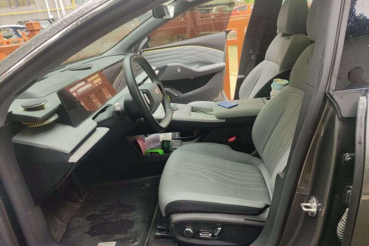 Used Geely Galaxy E8 2024 550 km Range Rear-Drive MAX Left Front Seat