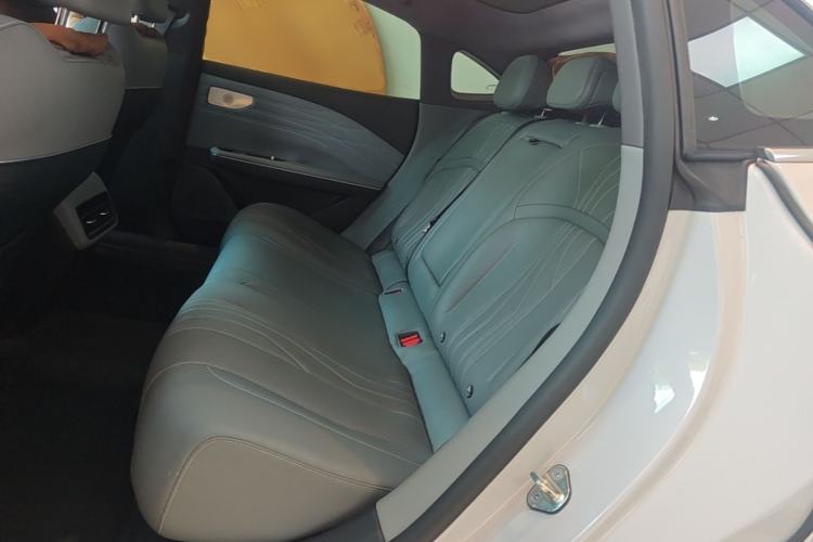 Used Geely Galaxy E8 2024 550 km Range Rear-Drive MAX Left Rear Seat