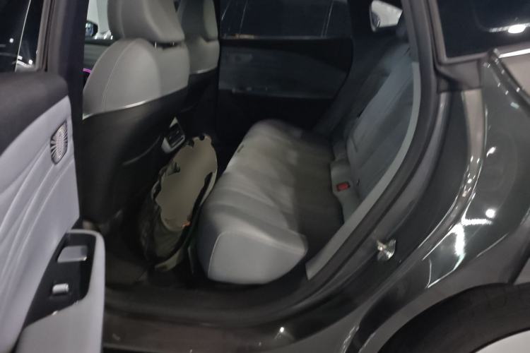 Used Geely Galaxy E8 2024 550 km Range Rear-Drive MAX Left Rear Seat