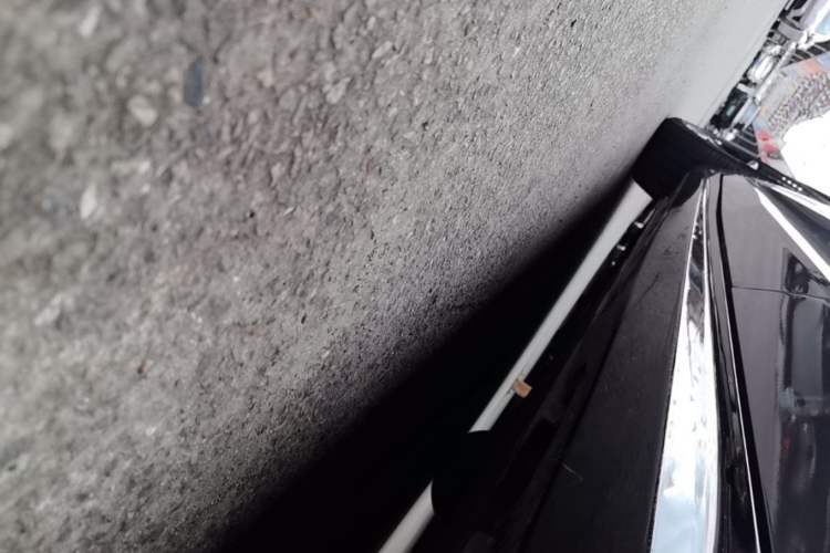 Used Geely Galaxy E8 2024 550 km Range Rear-Drive Dragon Edition Left Side Sill