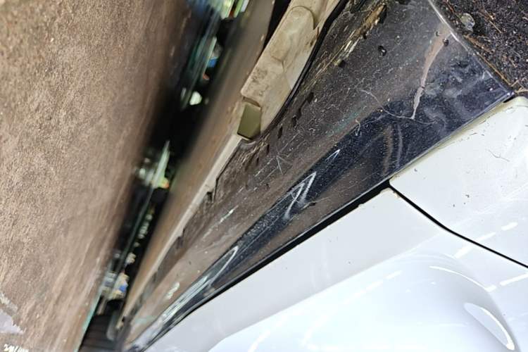 Used Geely Galaxy E8 2024 665 km Range Rear-Drive Starship Long-Range Version Left Side Sill