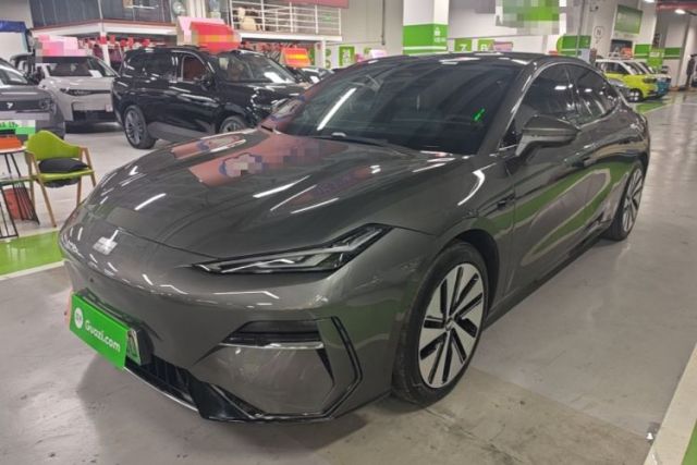 Geely Galaxy E8 2024 665 km Range Rear-Drive Starship Long-Range Version usado
