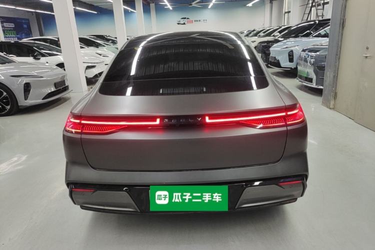 Used Geely Galaxy E8 2024 665 km Range Rear-Drive Starship Long-Range Version Rear