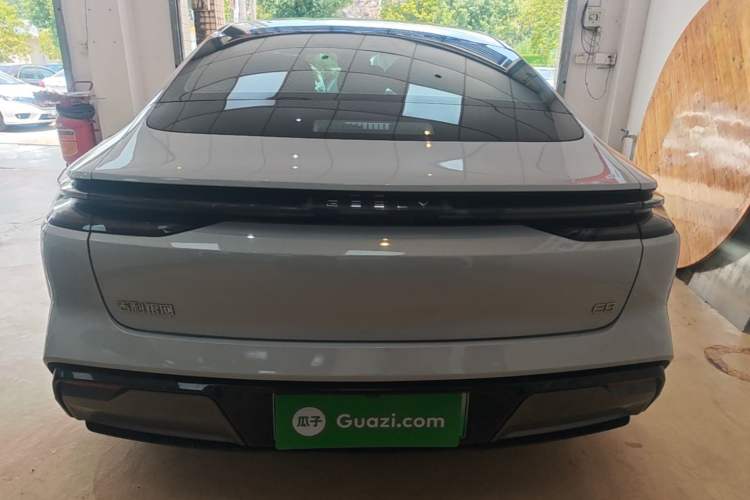 Used Geely Galaxy E8 2024 550 km Range Rear-Drive MAX Rear