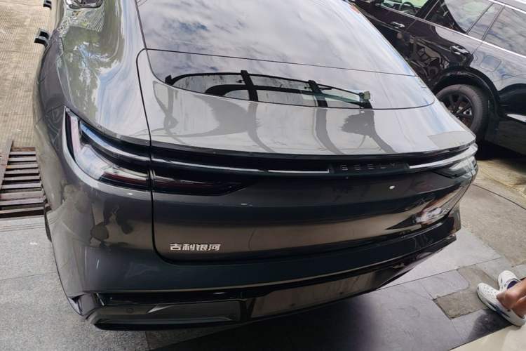 Used Geely Galaxy E8 2024 550 km Range Rear-Drive Dragon Edition Rear