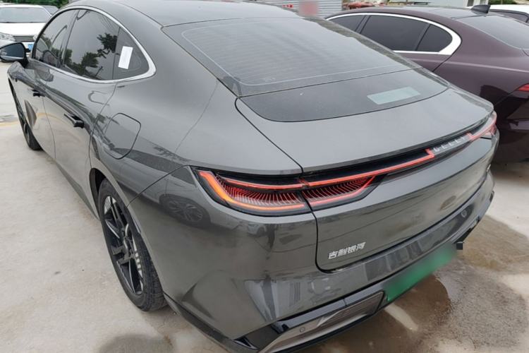 Used Geely Galaxy E8 2024 550 km Range Rear-Drive Dragon Edition Rear Left 45 Deg