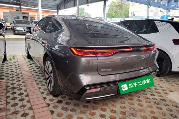 Used Geely Galaxy E8 2024 550 km Range Rear-Drive MAX Rear Left 45 Deg